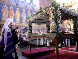 Последование за Царските часове - патриарх Даниил