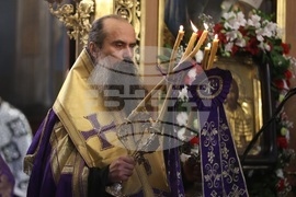 Последование за Царските часове - патриарх Даниил