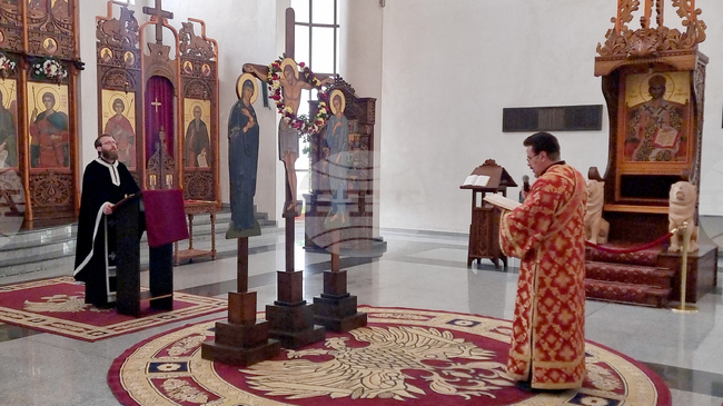 Кандило с благодатния огън не изгасва от години в църквата „Св. Неделя“ в Смолян