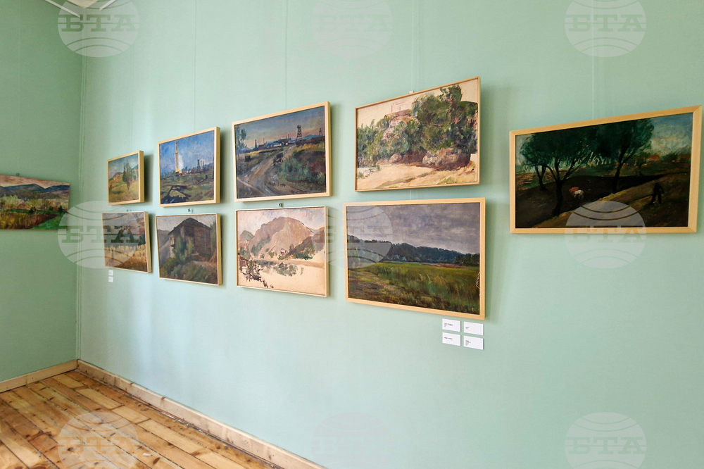 Перник - изложбена зала „Васил Бараков“ - откриване