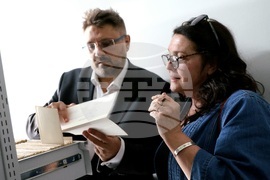 Бетани Хюз - посещение в архивите на БТА