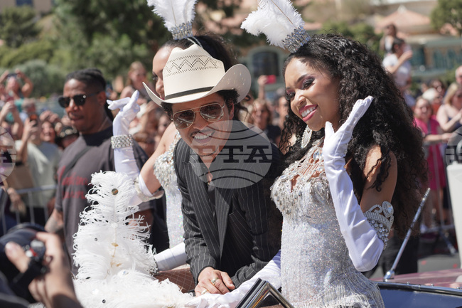 APTOPIX Bruno Mars Parade