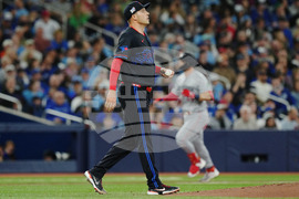 Twins Blue Jays Baseball