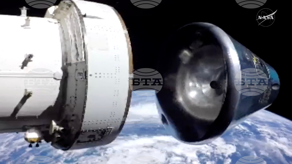 NASA Artemis Moonshot