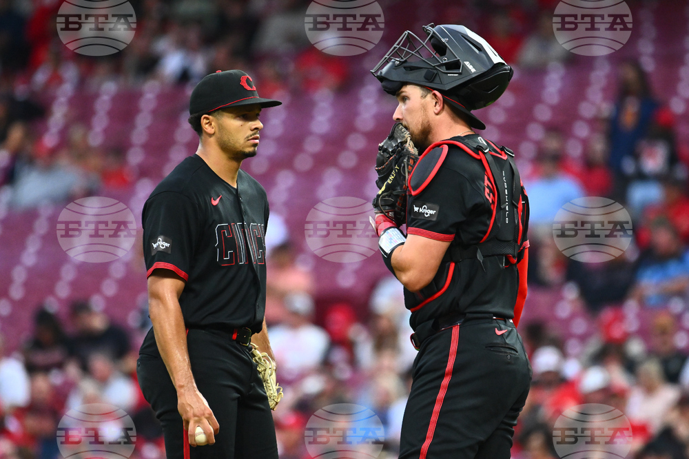 Angels Reds Baseball