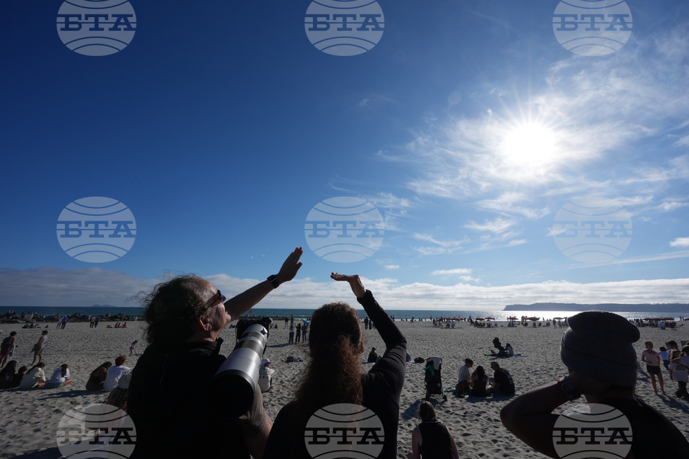 NASA Artemis Moonshot