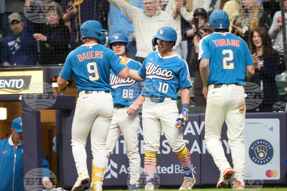 Nationals Brewers Baseball