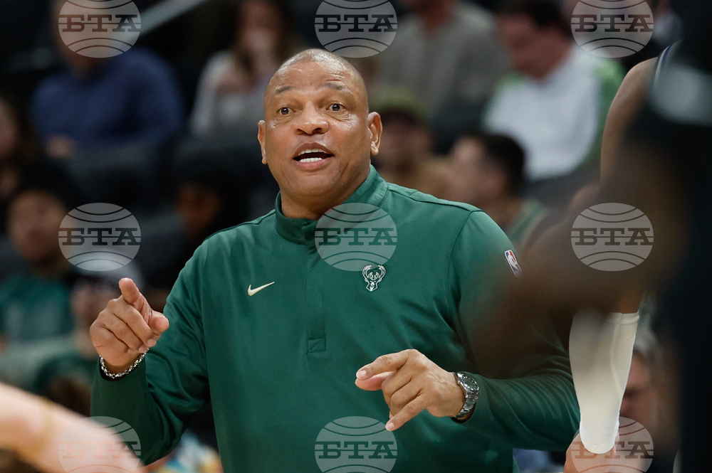 Nets Bucks Basketball