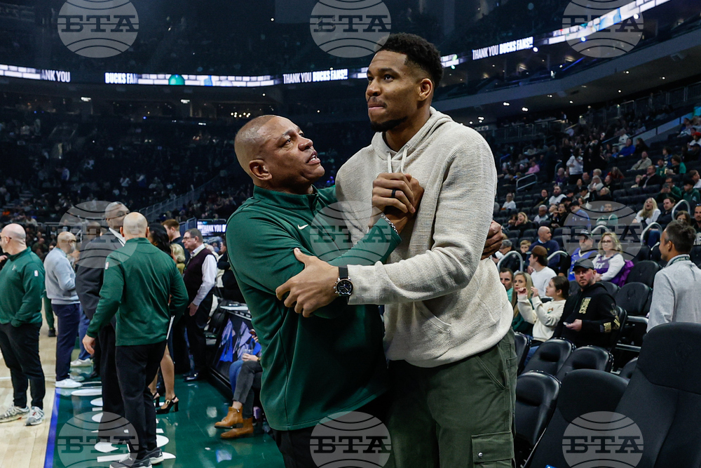 Nets Bucks Basketball