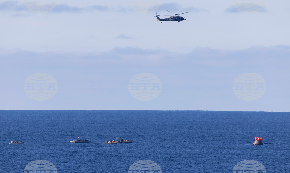 NASA Artemis Moonshot