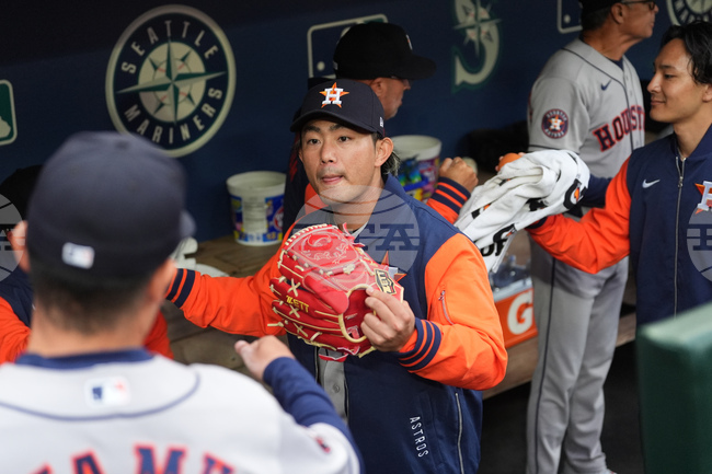 Astros Mariners Baseball