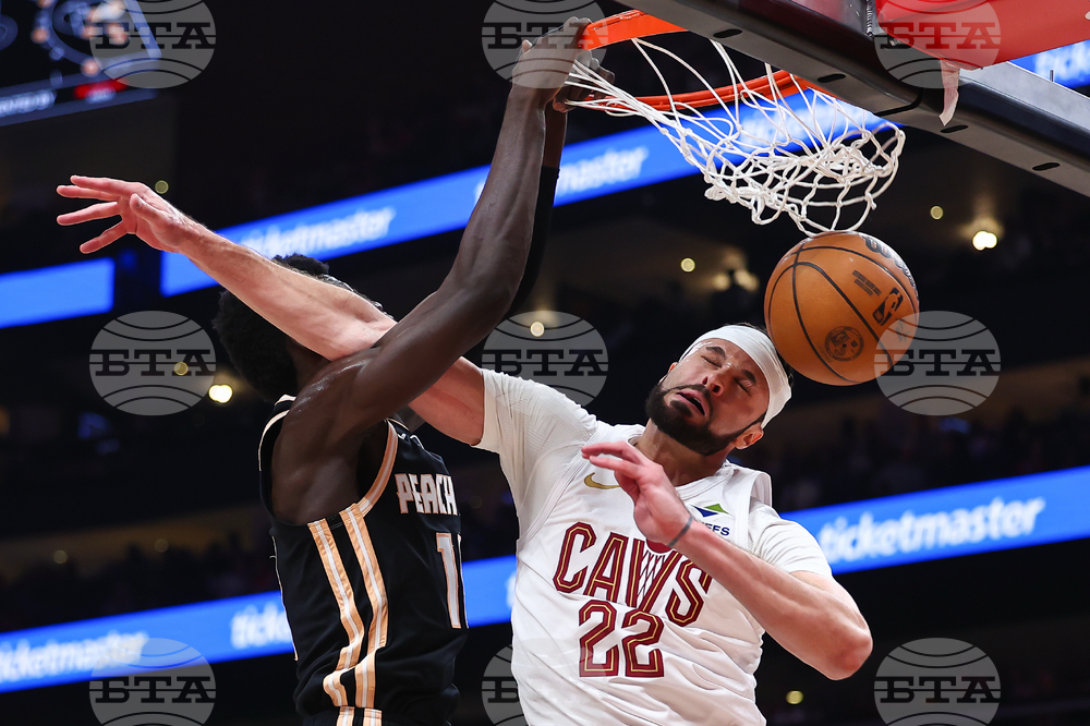 Cavaliers Hawks Basketball