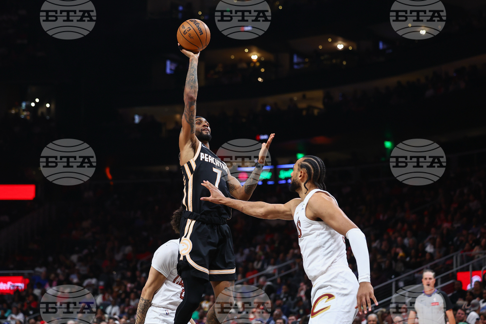 Cavaliers Hawks Basketball