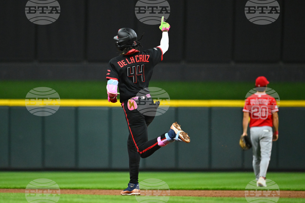 Angels Reds Baseball
