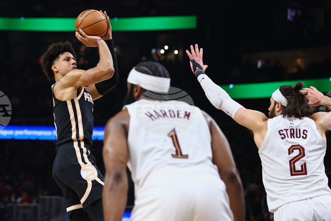 Атланта победи Кливланд и си осигури място в плейофите в Източната конфепенция на НБА