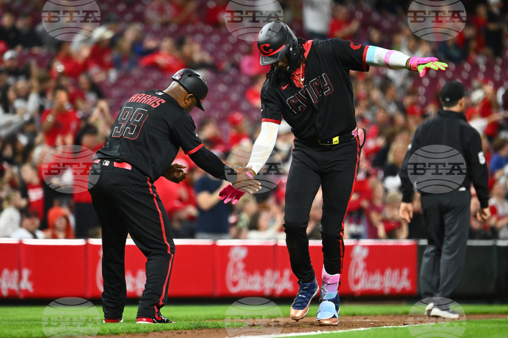 Angels Reds Baseball