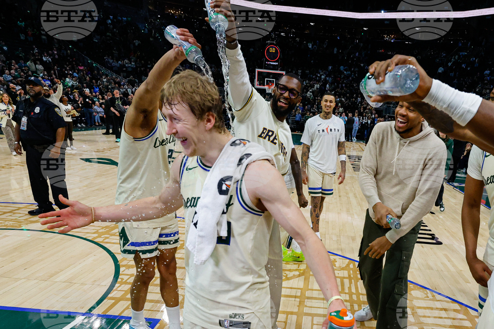 Nets Bucks Basketball