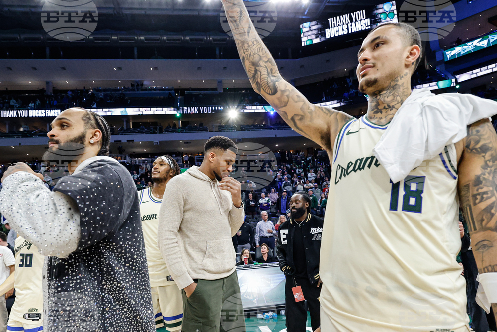 Nets Bucks Basketball