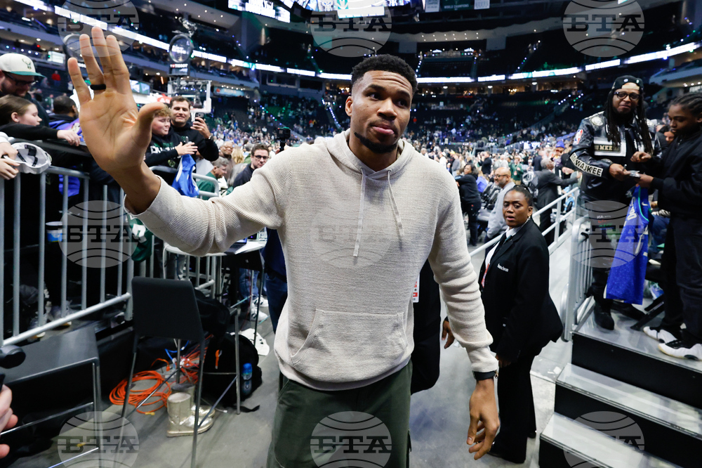 Nets Bucks Basketball