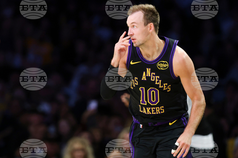 Suns Lakers Basketball