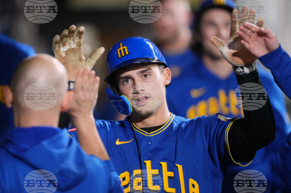 Astros Mariners Baseball
