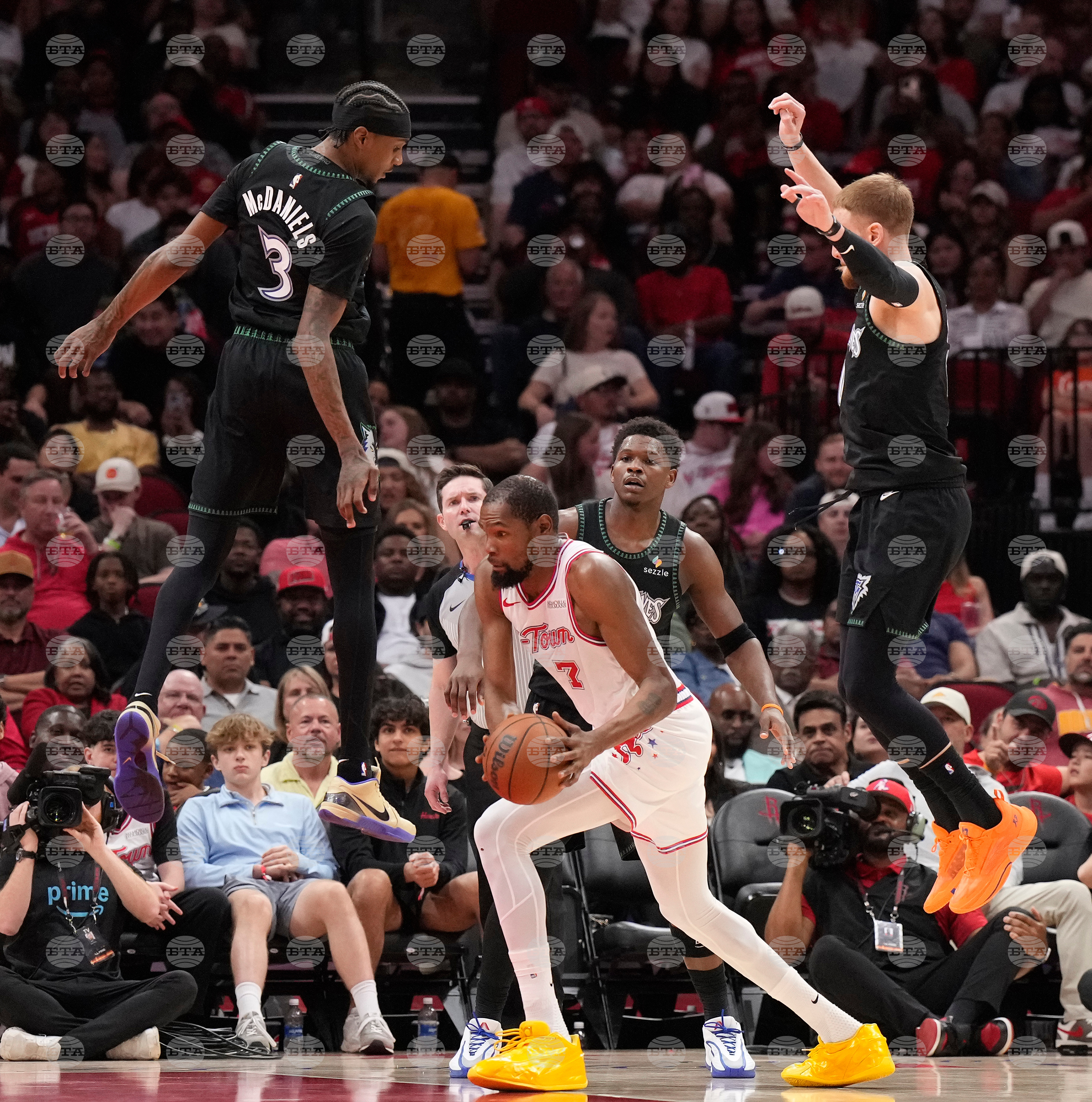 Timberwolves Rockets Basketball