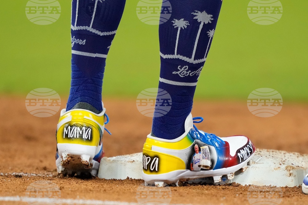 Rangers Dodgers Baseball