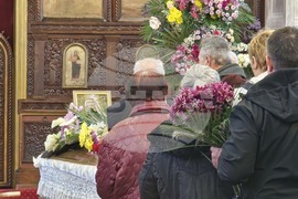 Бургас - Янка Рупкина - поклонение