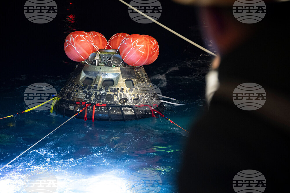 NASA Artemis Moonshot