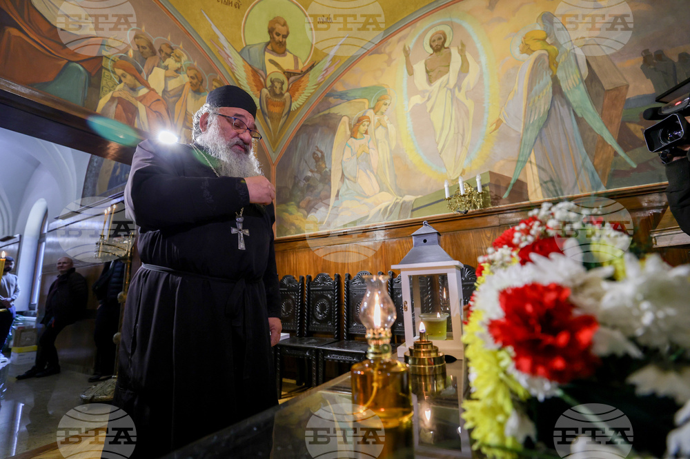 Синодален параклис „Св. цар Борис-Михаил“ - Благодатният огън