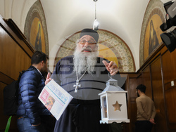 Синодален параклис „Св. цар Борис-Михаил“ - Благодатният огън