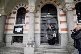 Синодален параклис „Св. цар Борис-Михаил“ - Благодатният огън