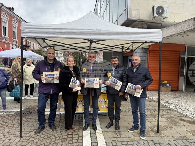 Водачът на листата на ПП-ДБ в 7-и МИР Богомил Петков се е срещнал с граждани в Севлиево