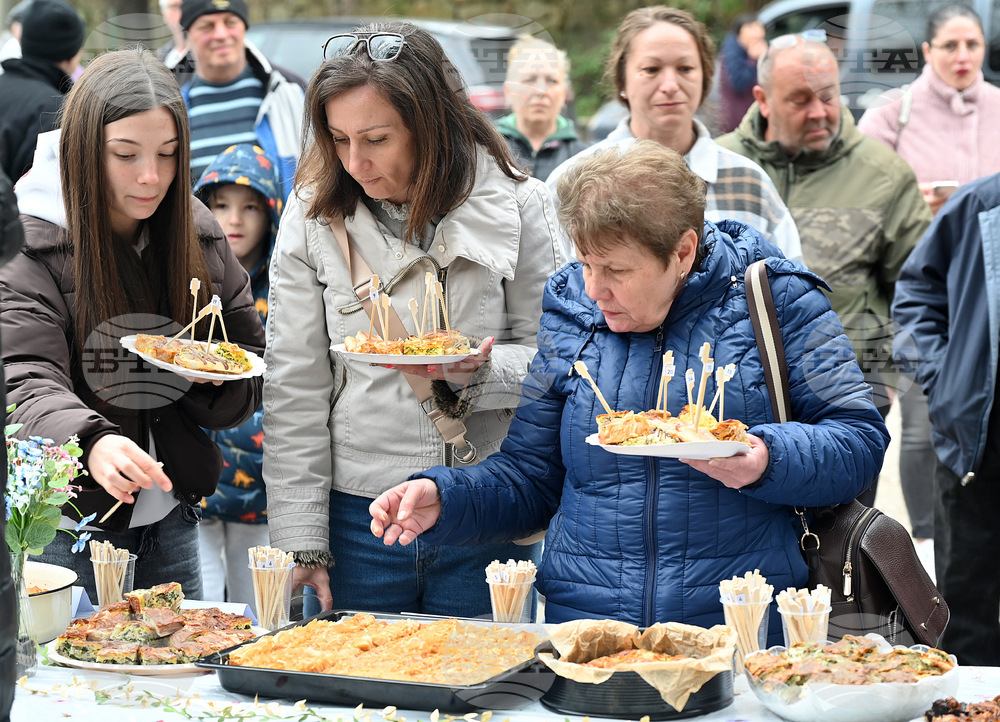Село Котеновци - баница - фестивал