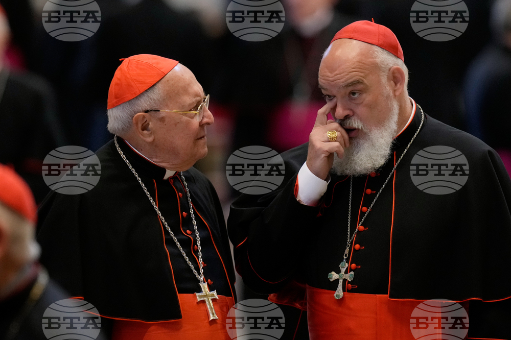 CORRECTION Vatican Pope Peace