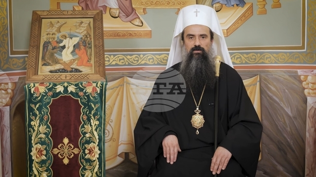 Христовото Възкресение е радост, която преодолява скръбта, надежда, която разпръсква отчаянието, казва патриарх Даниил в поздравление