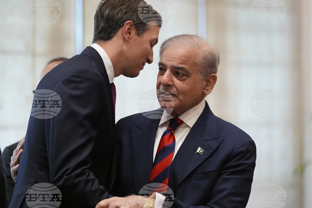 Pakistan US Iran Vance