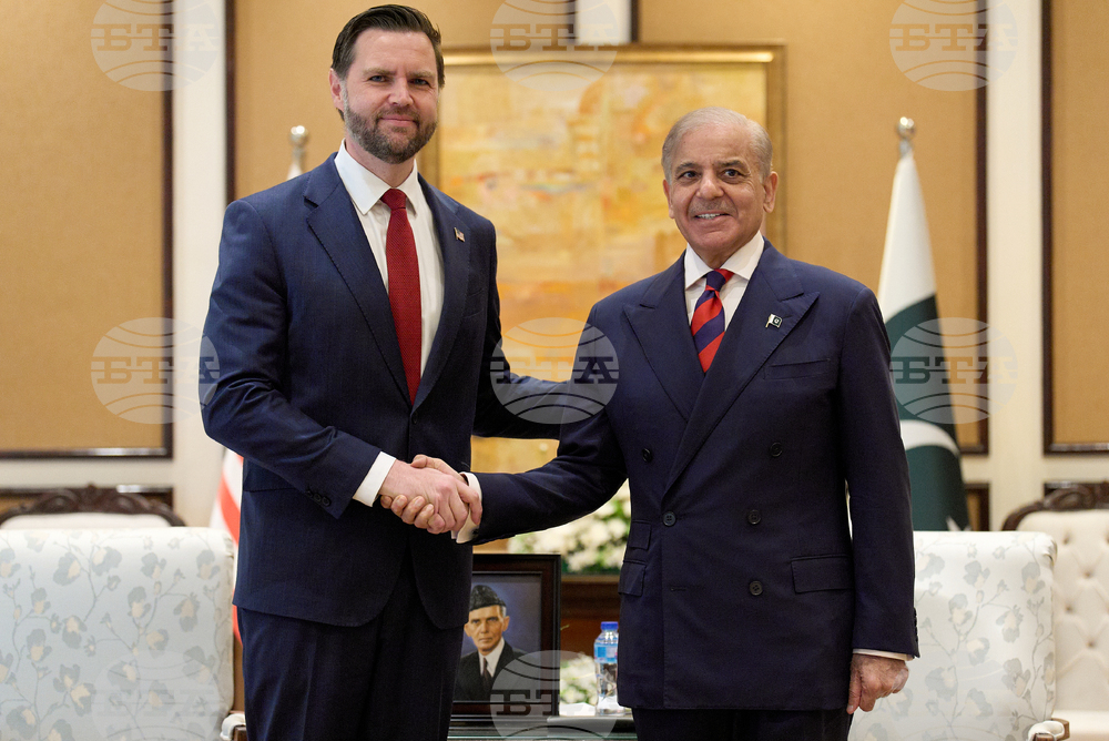 Pakistan US Iran Vance