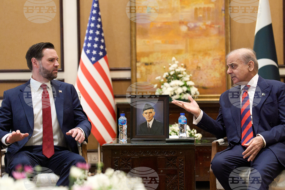 Pakistan US Iran Vance