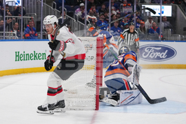 Senators Islanders Hockey