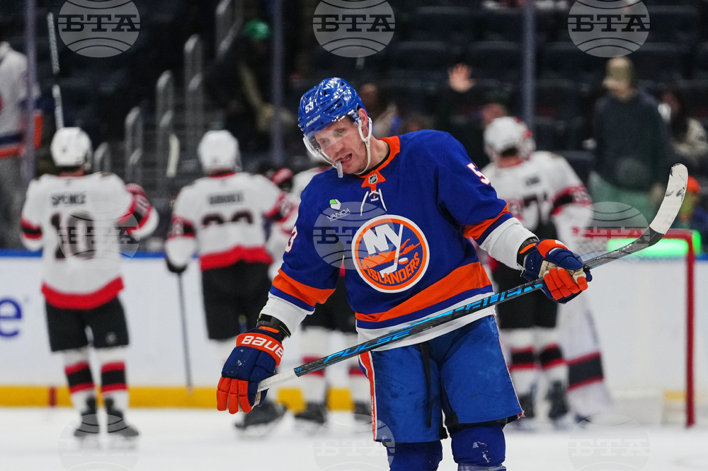 Senators Islanders Hockey