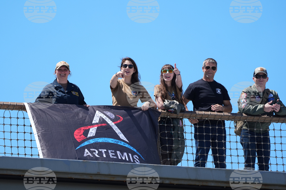 NASA Artemis Moonshot