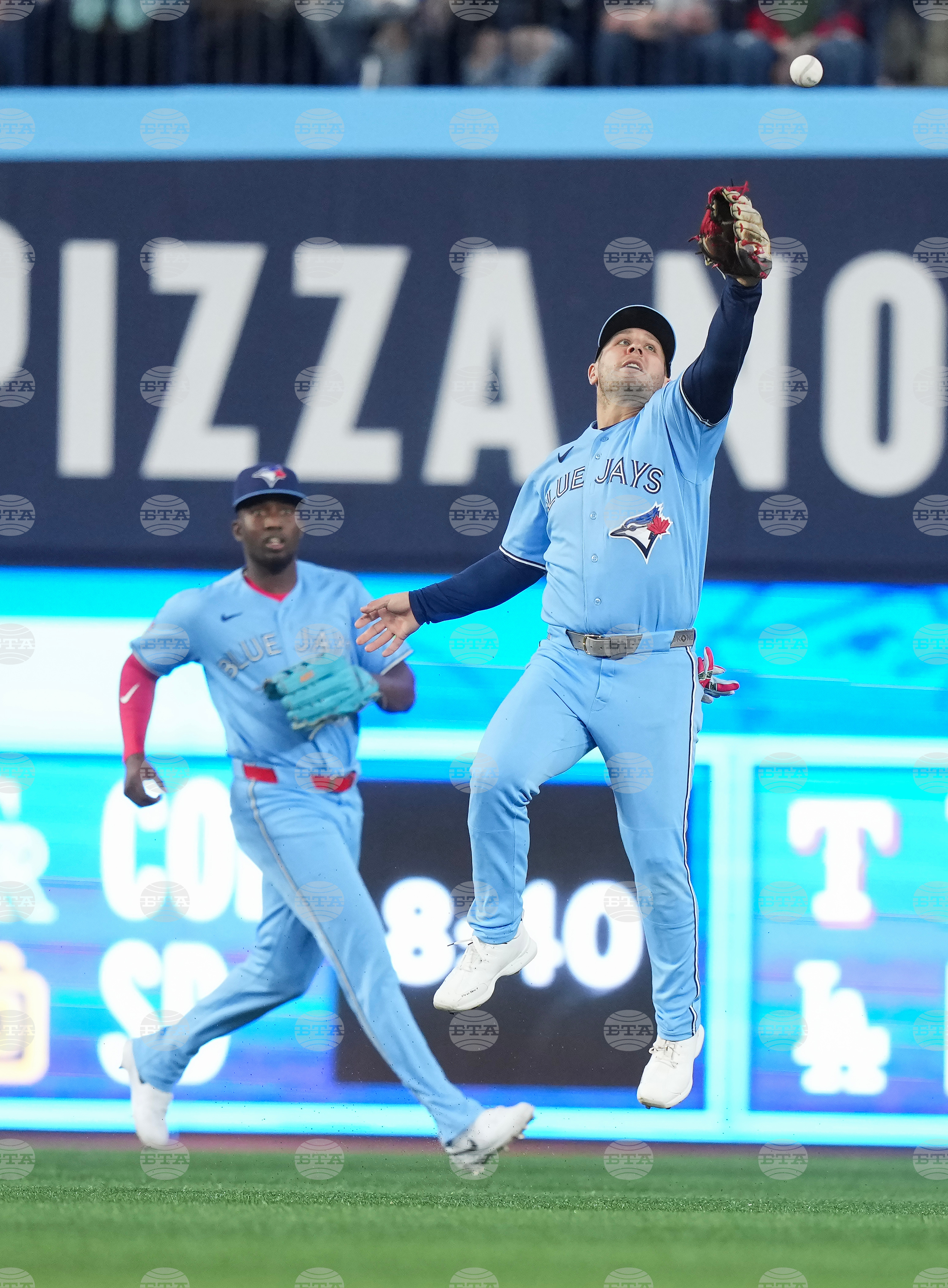 Twins Ble Jays Baseball