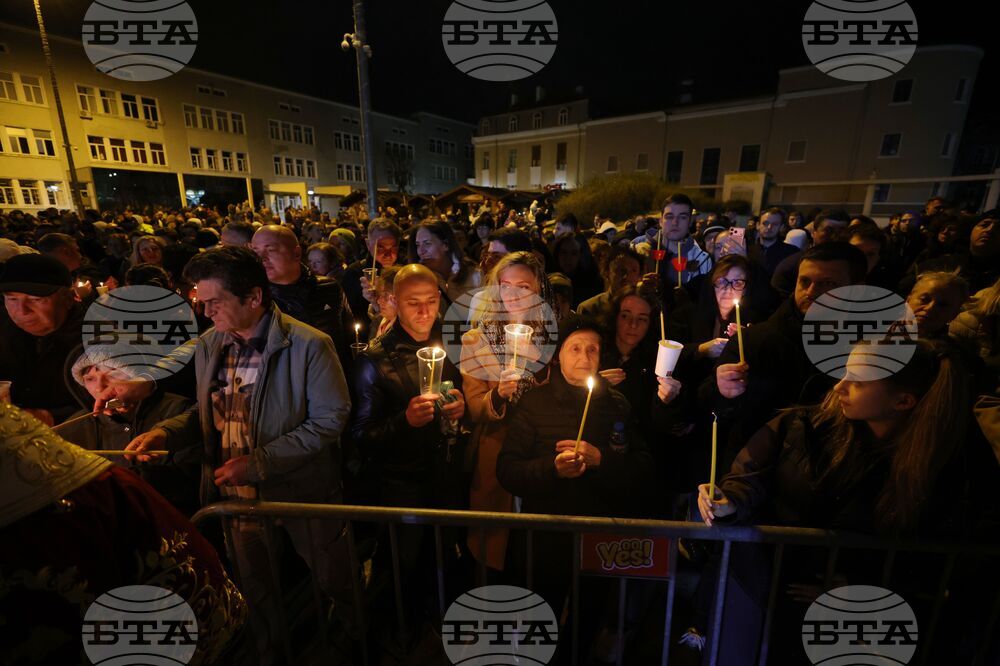 Бургас - Пасхална служба - Възкресение Христово