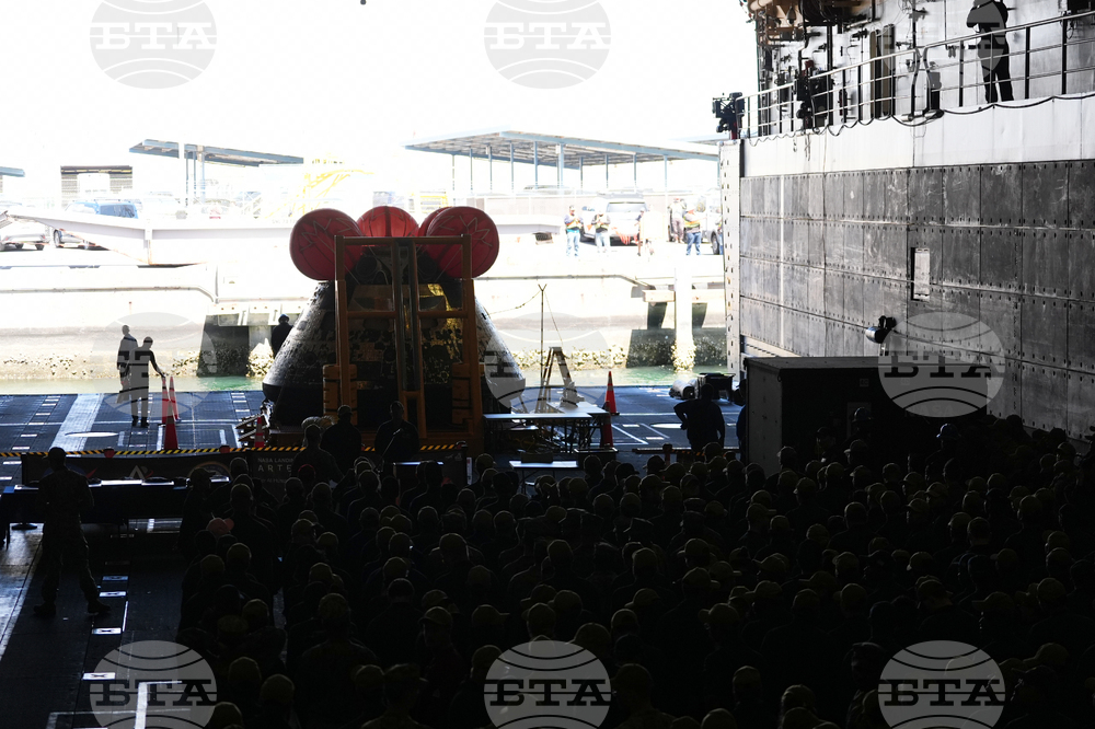 NASA Artemis Moonshot