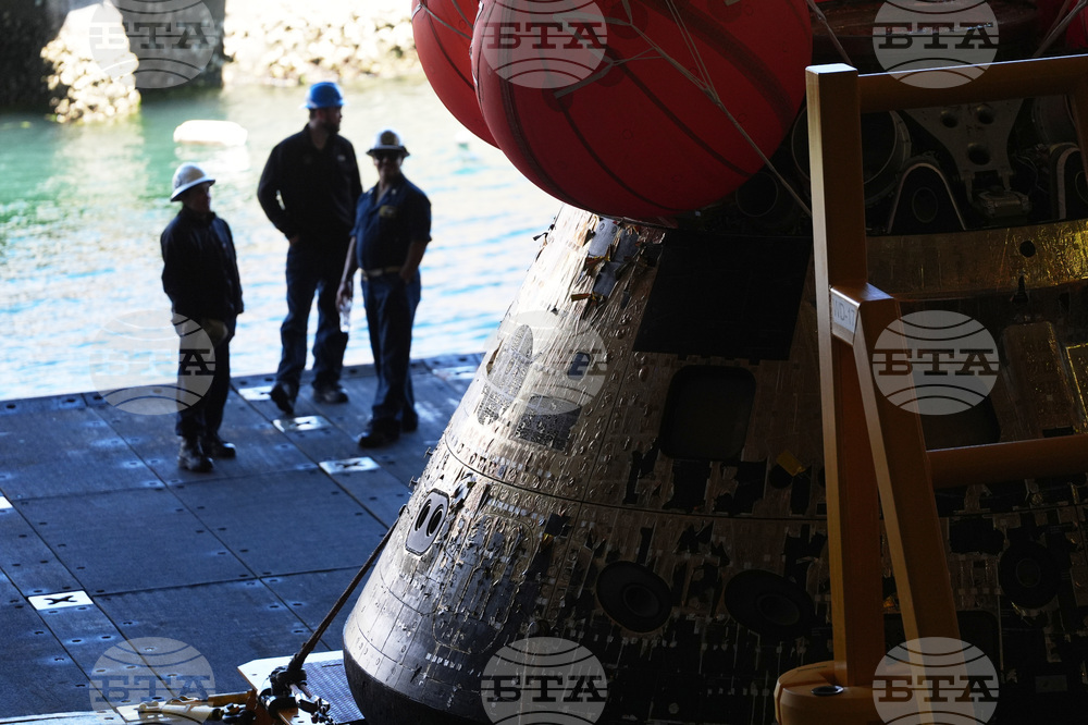 NASA Artemis Moonshot