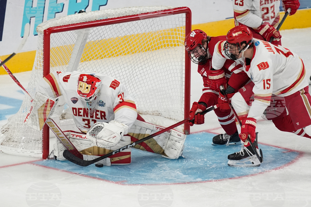 NCAA Denver Wisconsin Hockey