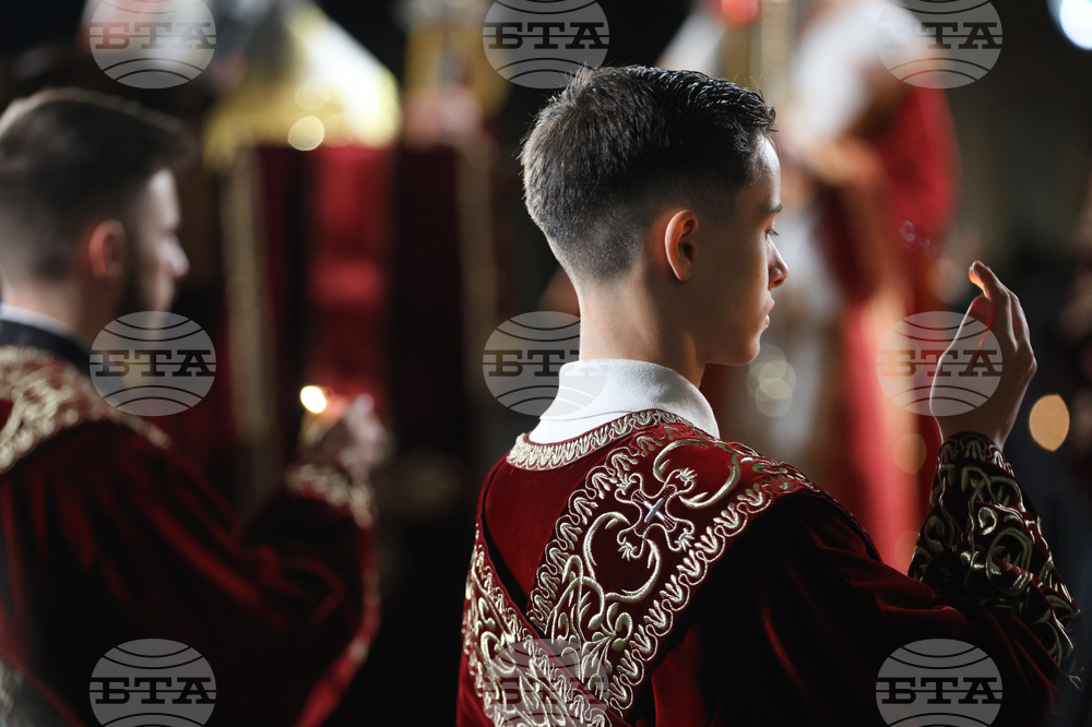 Патриарх Даниил - Възкресение Христово - Пасха - литургия