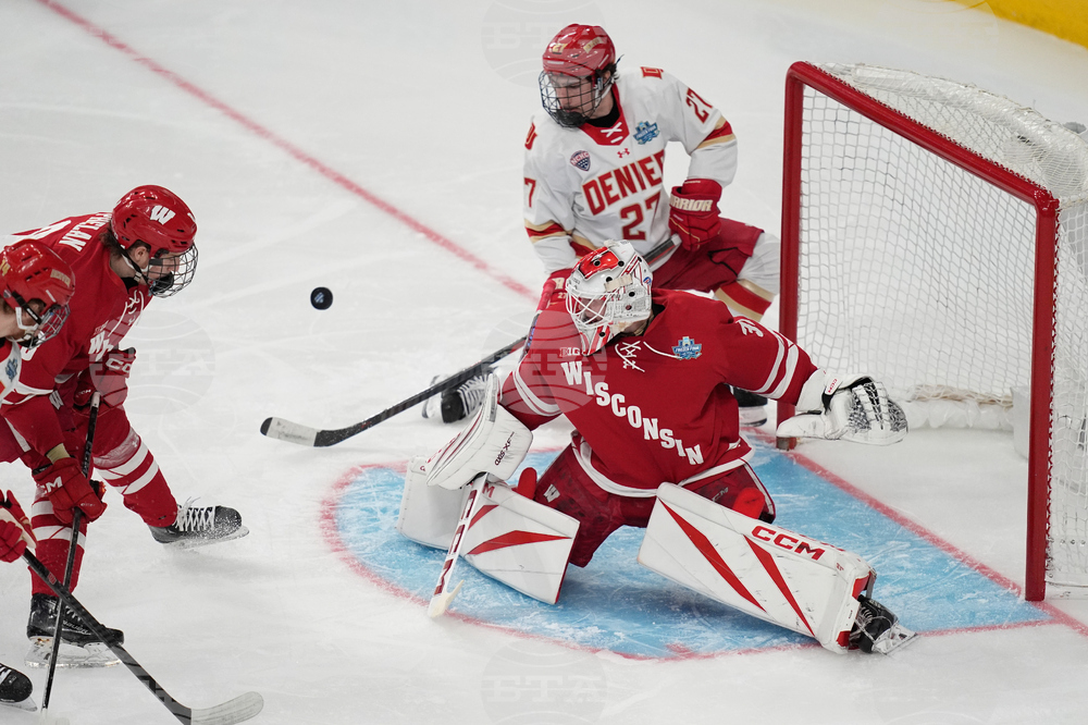 NCAA Denver Wisconsin Hockey