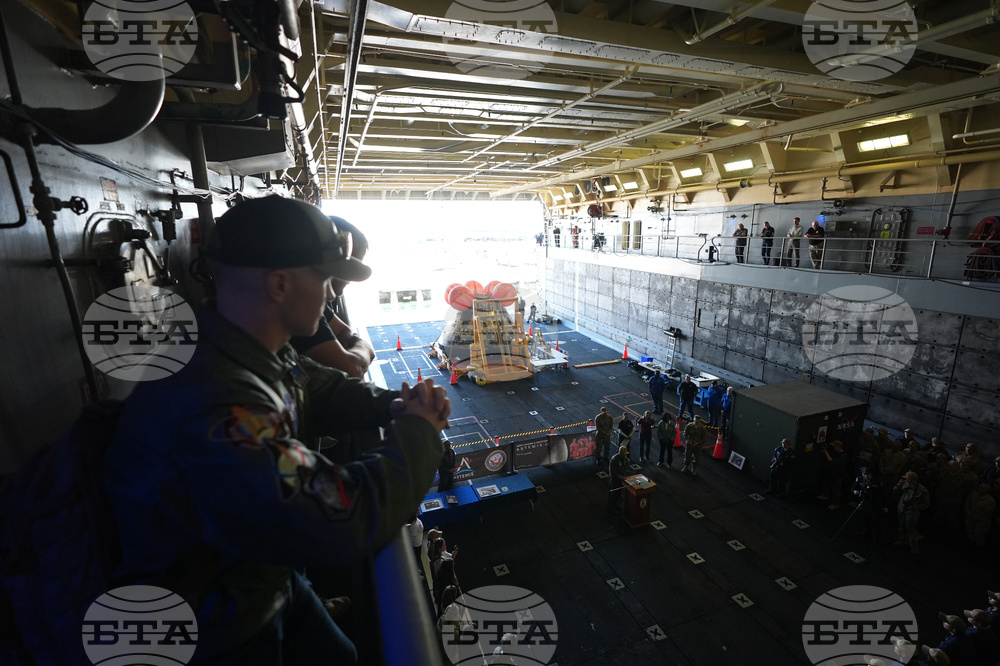 NASA Artemis Moonshot